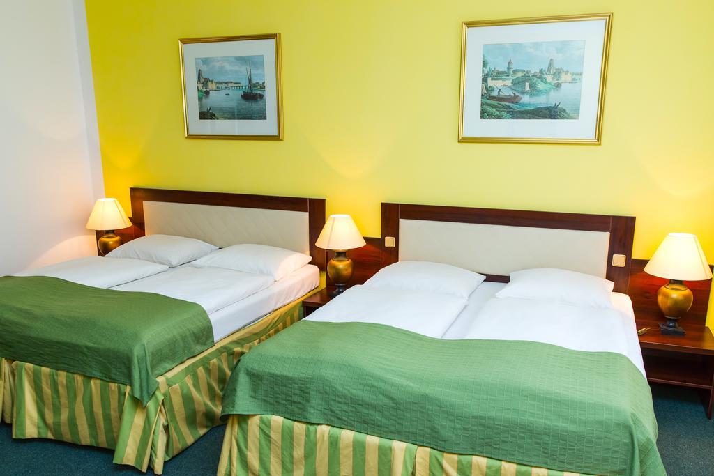 פראג Abe Hotel מראה חיצוני תמונה